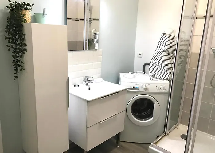 Daire Triplex A 100m De La